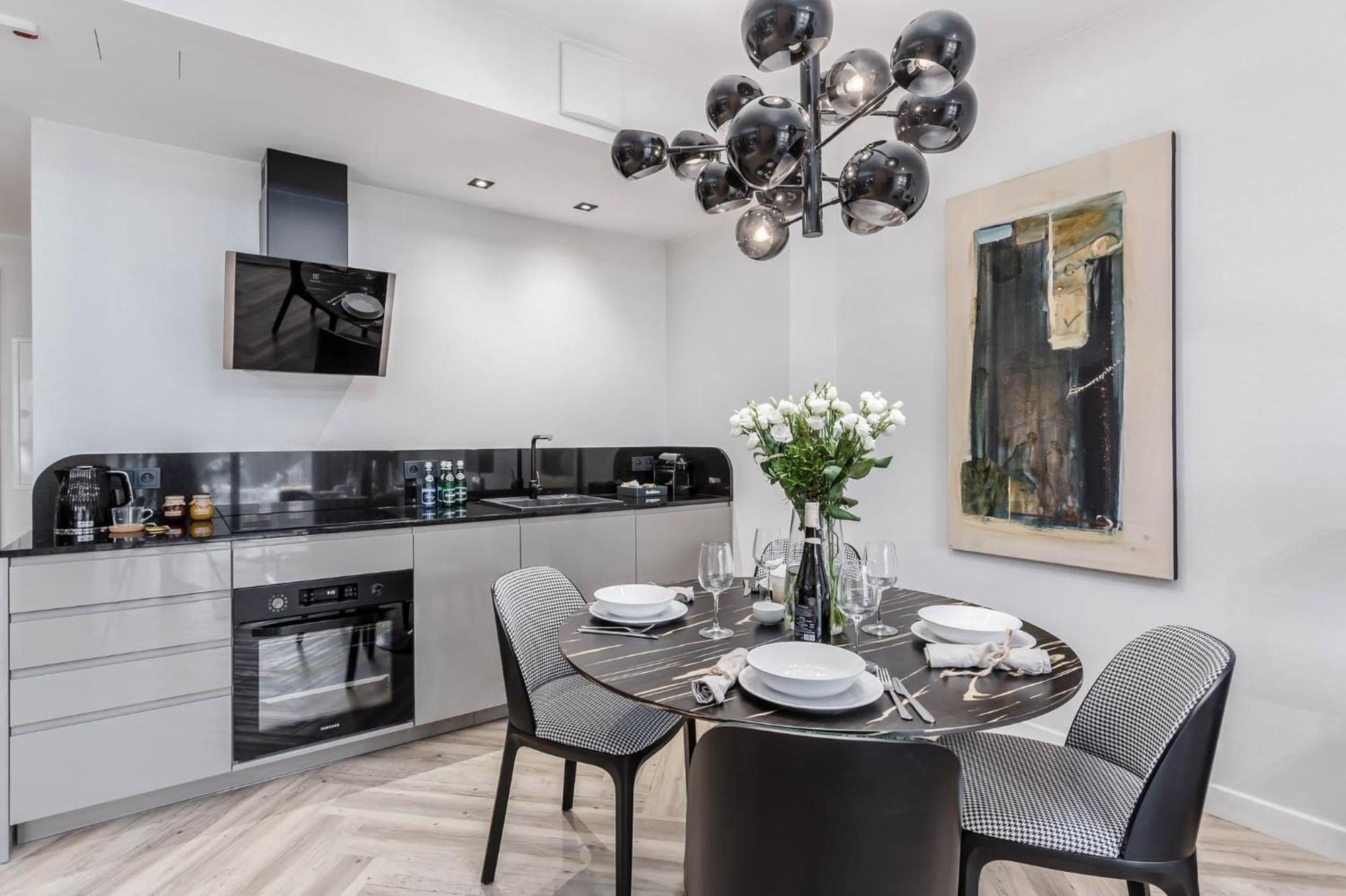 Deo Plaza - Apartamenty W Sercu Gdanska By Rent Like Home エクステリア 写真