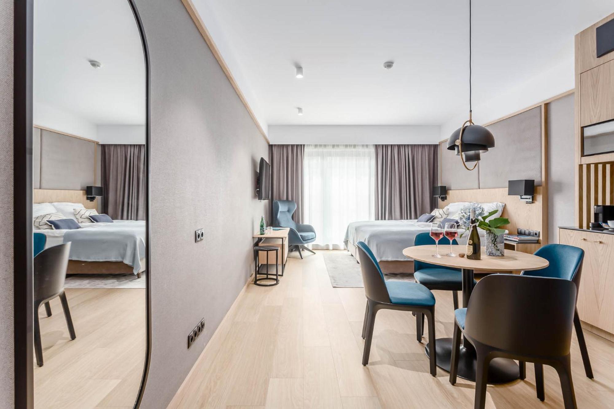 Deo Plaza - Apartamenty W Sercu Gdanska By Rent Like Home エクステリア 写真